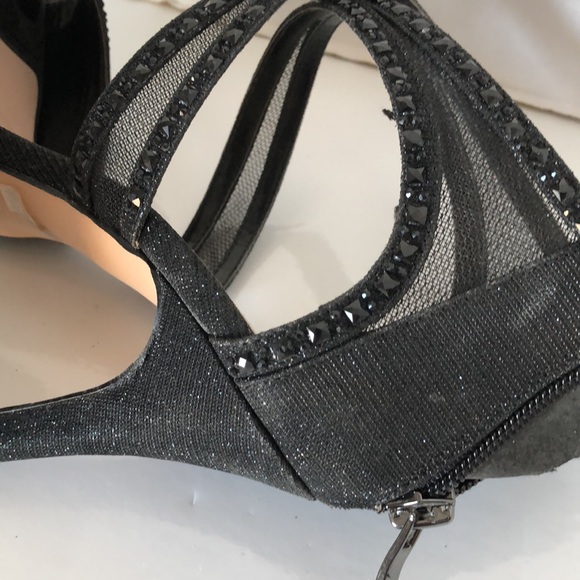 Gorgeous Special Occasion Sandals - Picture 12 of 13